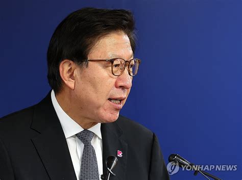 박형준 이재명 대표에 산업은행 부산이전 연내 통과 촉구 서한 연합뉴스