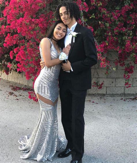 Prom Outfit Ideas For Couples 2019 On Stylevore Chegospl