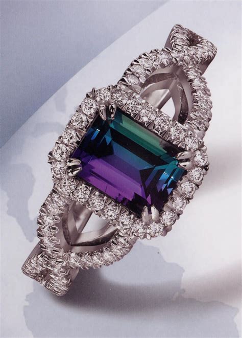 Alexandrite Junes Birthstone Such A Rare Stone That Pearl Was