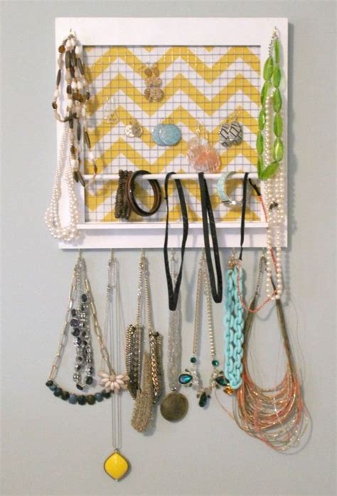 Diy Picture Frame Jewelry Organizer Homedit