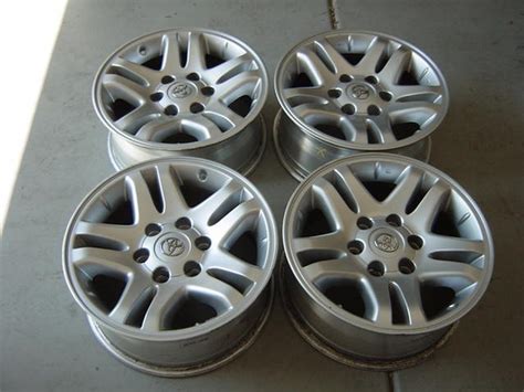 The lug pattern is 5 on 150mm which only fits on tundra or sequoia. Set of 4 - 17" Sequoia / Tundra Alloy Wheels F/S - Toyota ...