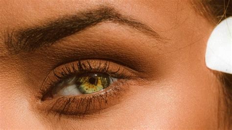 Sonhar Que Não Consegue Abrir Os Olhos