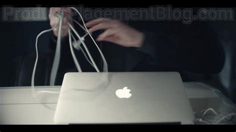 Apple Macbook Air Laptop In Run S01e07 Trick 2020