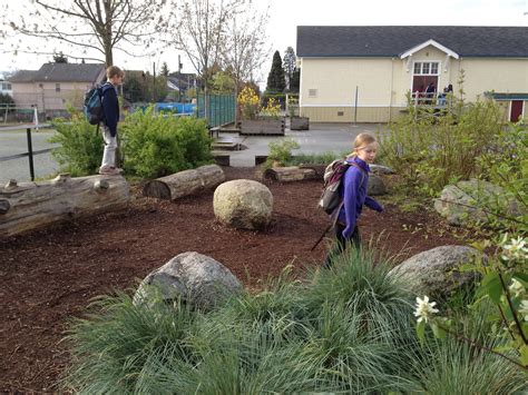 Outdoor Classroom Garden At General Brock Elementary Skaladesign
