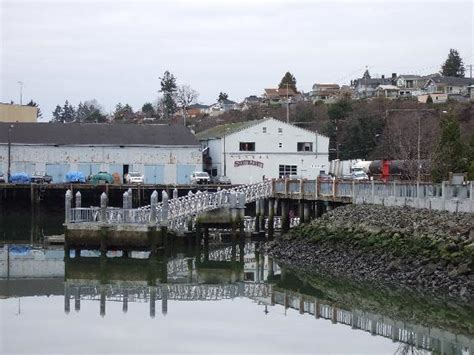 Everett Naval Base Picture Of Inn At Port Gardner Everett Tripadvisor