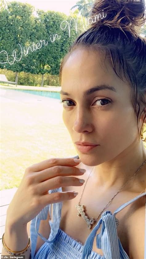 Jennifer Lopez Glows In Makeup Free Selfie For No Filter Friday