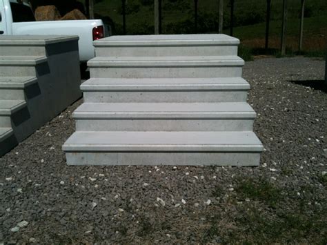 Cast Concrete Steps Staircase Design