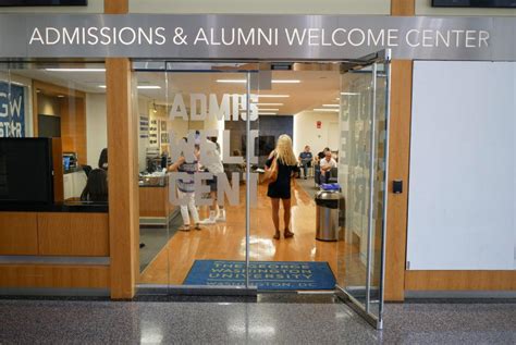 Undergraduate Admissions Office Adjusts Recruitment Tactics The Gw