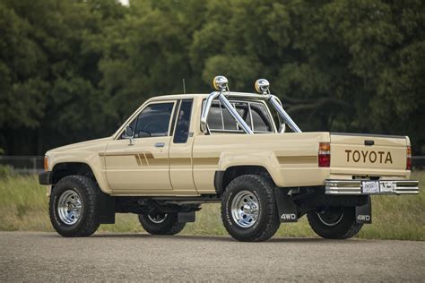 The Fourth Generation Toyota 4×4 Pickup The Indestructible Hilux