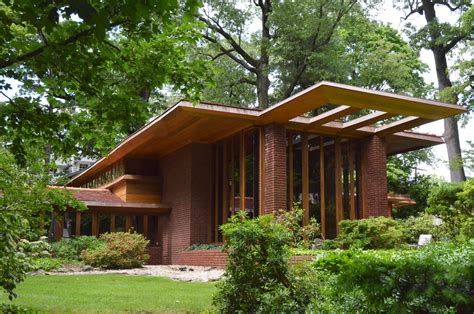 Franks Place Lloyd Wrights Solo Long Island Project Remains At Ease