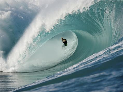 Big Wave Surfer Mark Mathews Recounts The Horrific Wipe Out That
