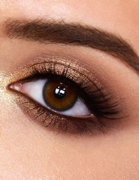 Best Eye Makeup Looks For 2021 Bronze Eye Makeup Look