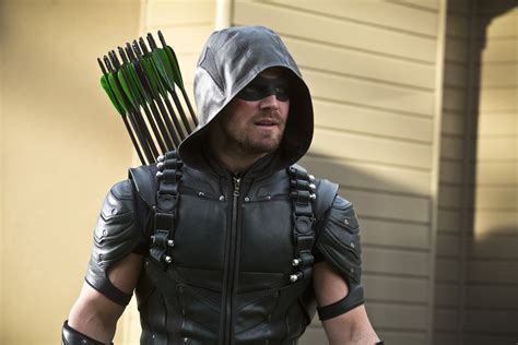 ‘arrow Season 4 Spoilers Episode 22 Synopsis Released What Will