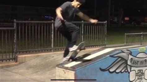 Thrash Style Vert Shredder Skates To Deep House Music Youtube