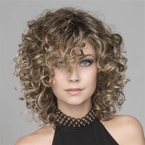 Extensiónes Capilares Y Mucho Más En Paloma Carrera Curly Hair Styles