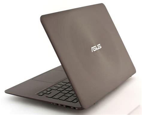 Asus Zenbook Ux305 Review Smart Elegant And Well Priced Fanless