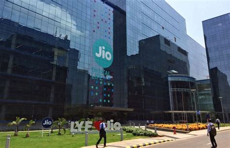 Reliance Jio To Be Among Top 100 Brands In 3 Years Siliconindia