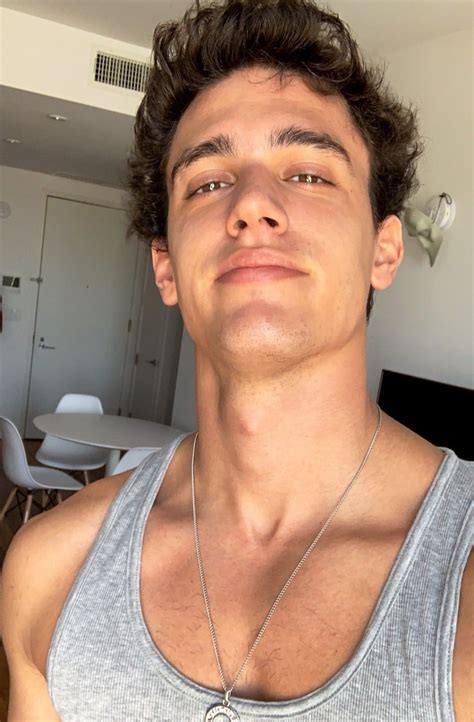 Jordy Baan Hot Men Mario Y Luigi Selfies Xavier Serrano Bradley