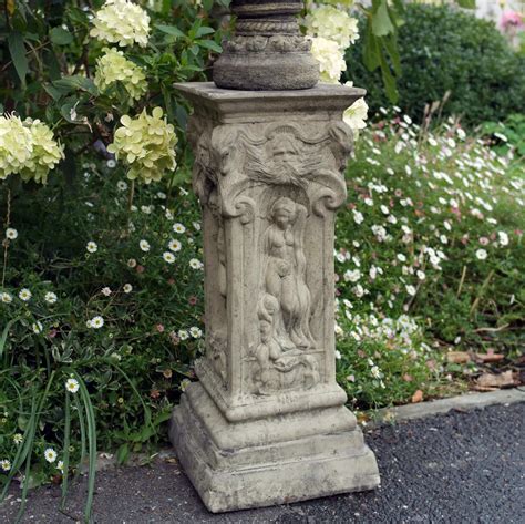 Stone Garden Plinth Statue Ornament Amiska