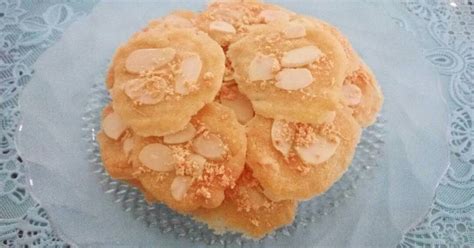 Misalnya tepung premix yang dijual di sini disarankan ditambah tepung protein rendah, sedangkan tepung premix yang dijual di sini disarankan dicampur dengan tepung protein sedang. Resep Almond Crispy Cheese oleh Putri Sihaloho - Cookpad