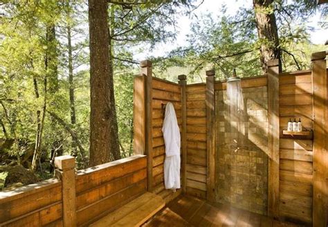 20 Of The Most Amazing Outdoor Shower Designs