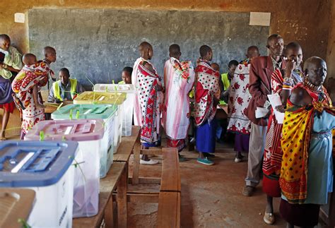 Kenya Election 2013 Huge Turnout For Presidential Poll Metro Uk