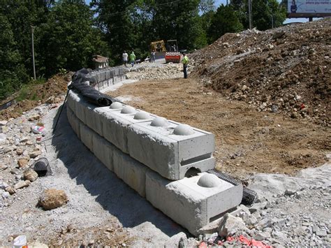 Retaining Wall with GeoGrid at Great Southern - SI Precast Concrete