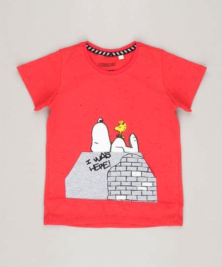 Camiseta Infantil Snoopy Com Bolso Manga Curta Gola Redonda Vermelha