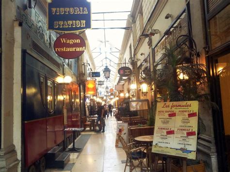 Quatre Des Plus Beaux Passages Couverts De Paris A Journey Away Visite Insolite Paris