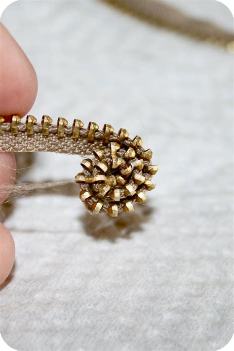 Zipper Rosette Tutorial Zipper Jewelry Zipper Crafts Zipper Flowers