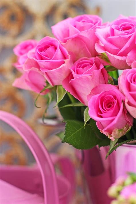 Valentine's cards are often decorated with images of hearts, red roses or cupid. ...OF SPRING AND SUMMER...: FLOWERS by ingrid and titti ...