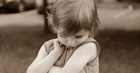 Ängstliche Kinder stärken - 14 Tipps gegen Angst und ...