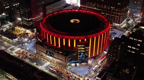 The old post office building in the center of the square has been various restaurants in the past. Aerial of Madison Square Garden, NYC Stock Video Footage ...