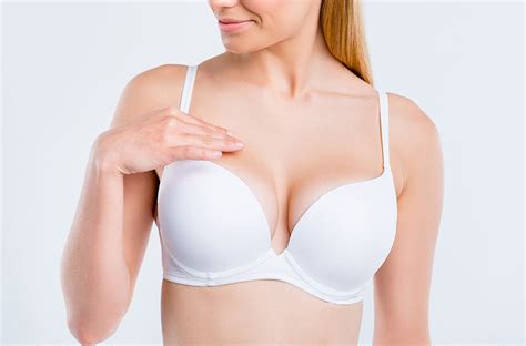 the 7 best bras for saggy breasts and tips to prevent sagging altogether