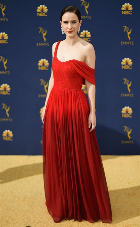Rachel Brosnahan Wins First Emmy For The Marvelous Mrs Maisel E News