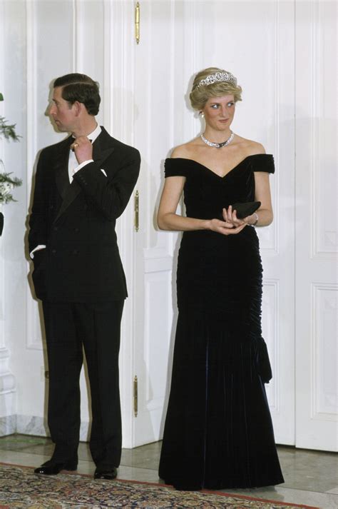 Princess Diana Iconic Fashion Photo Gallery Time