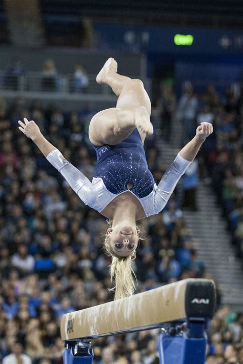 UCLA gymnastics adds new twist to 2015 season | Daily Bruin
