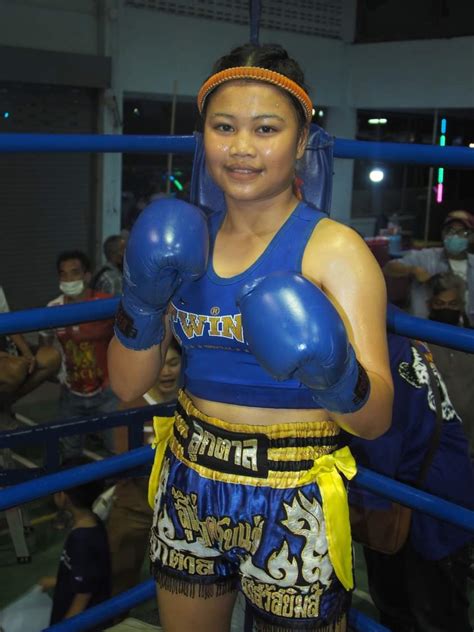 asian girls boxing on twitter