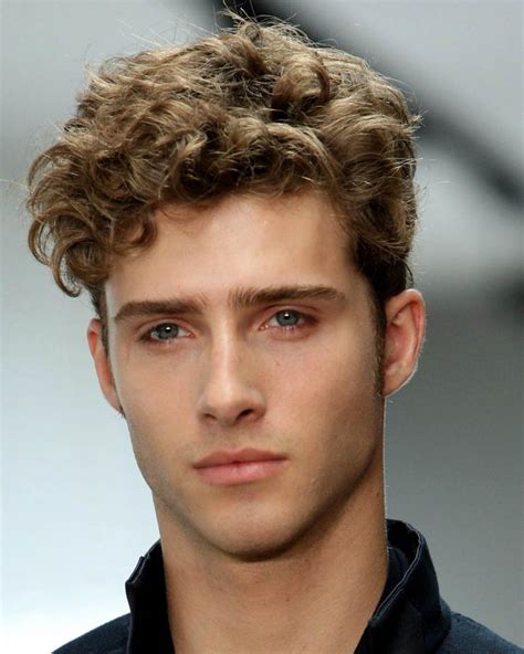 How To Style Medium Curly Hair Guys Trendy Curly Hairstyles For