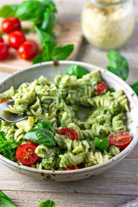 This Simple And Delicious Creamy Basil Pesto Pasta Recipe Is Great For