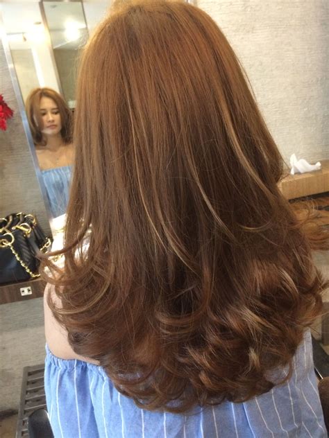 Model Rambut Tipis Pendek Wanita