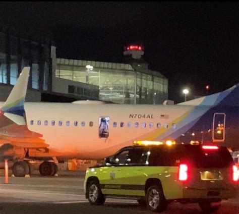 Alaska Airlines B737 Max Lost Exit Door In Flight Rapid Decompression
