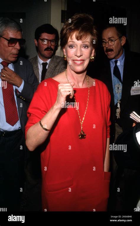 Carol Burnett Promoting Her Tv Show Carol And Company In 1990 Credit