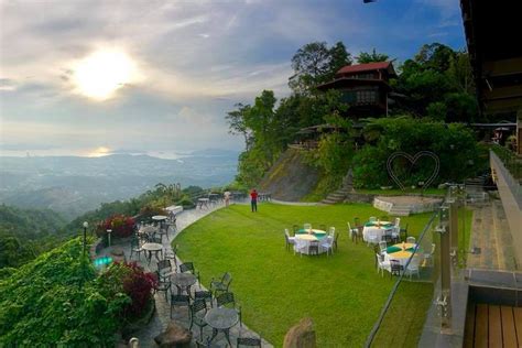 The capital of the state of sabah on the island of borneo, this malaysian city is a growing resort destination due to its proximity to tropical islands, sandy beaches, lush rainforest and mount kinabalu. Why Tourists Are Visiting the Menggatal and Inanam Area of ...