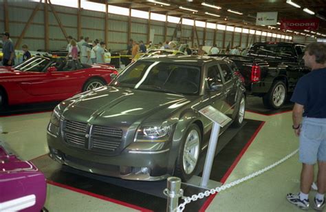 2003 Dodge Magnum Concept Car Okay The Nose Does Look A L Flickr