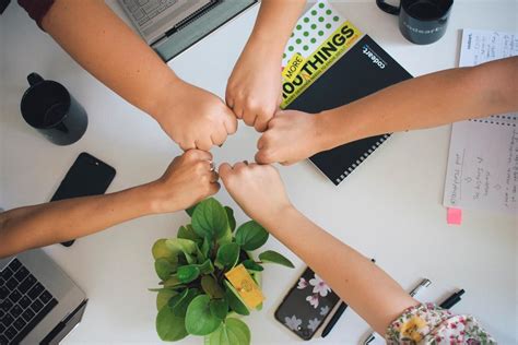 7 Practical Tips For Putting A Successful Team Together