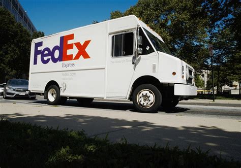 It is headquartered in moon township, pennsylvania, a suburb of pittsburgh. FedEx Ground closing Clinton facility, cutting 186 jobs | Pittsburgh Post-Gazette