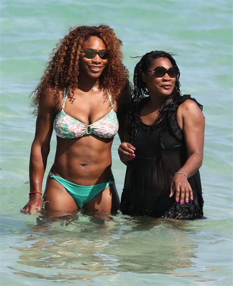Serena Williams Showing Off Her Bikini Curves At The Beach In Miami Porn Pictures Xxx Photos