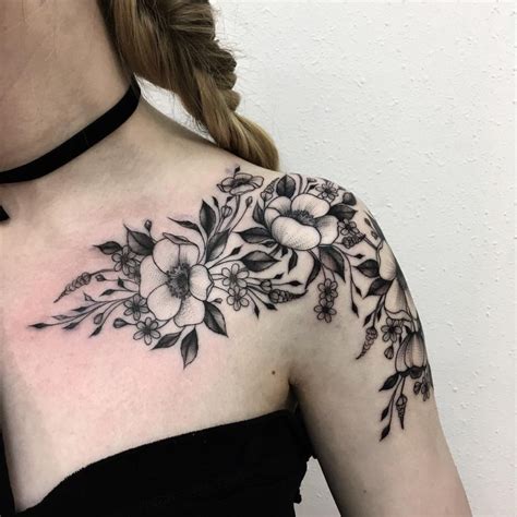 The 81 Most Gorgeous Blackwork Flower Tattoos Page 3 Of 9 Tattoomagz