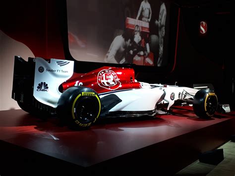 Sauber Reveals Alfa Romeo Livery And Driver Lineup For 2018 F1 Season